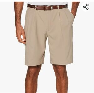 Polo golf ralp lauren  double pleated  front khaki shorts sz 32 nwt clas…